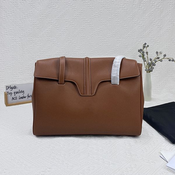 

designer tote 32cm c195543 smooth genuine leather handbag