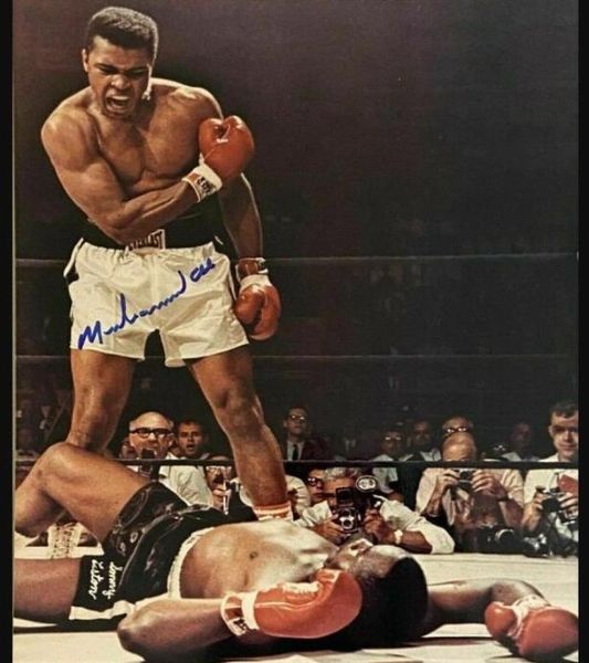 

ali signed autograph signatured autographed auto signature po8911997, Black