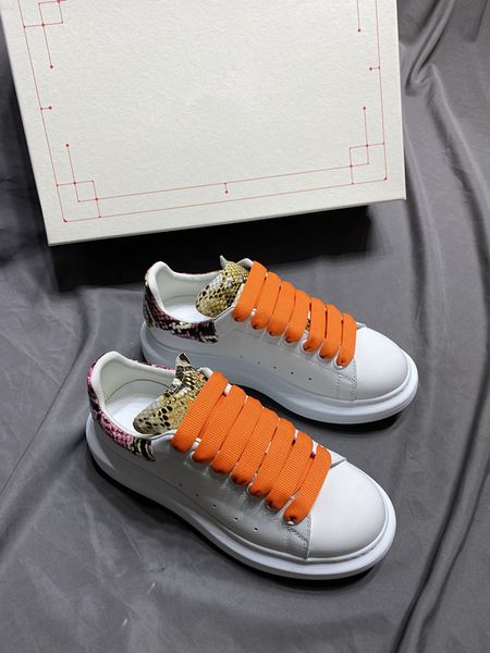 

2023 new luxury casual shoes mens leather calfskin sneakers shoes luxury brands comfort outdoor trainers men'swomen 0529, Black