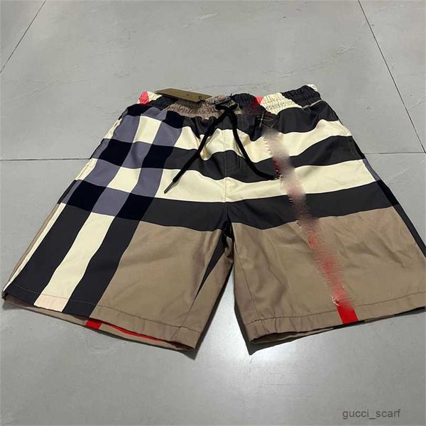 

mens shorts luxury designer brand classic european men short sport summer quick drying breathable letters printed board beach pants wholesal, White;black