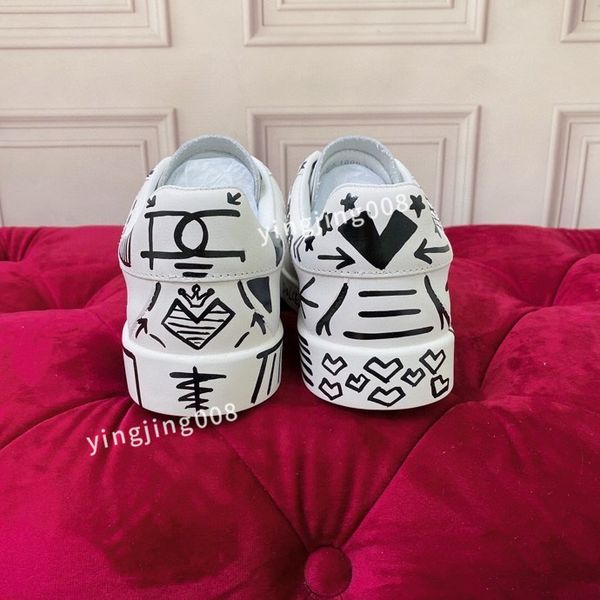 

new brand designer fashion casual shoes men low canvas shoes leather black sole sneakers