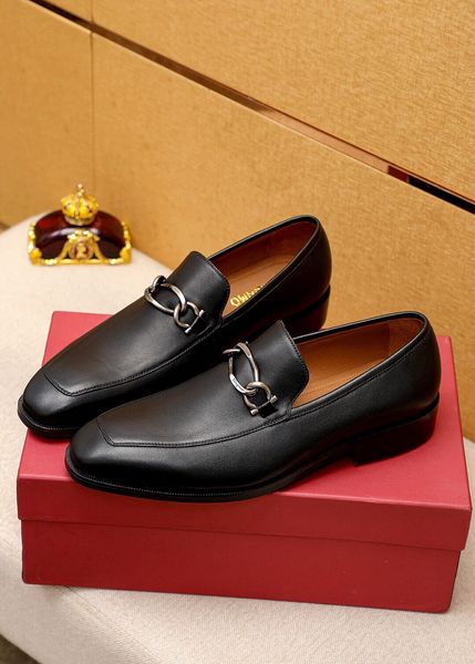 

2023 mens designer dress shoes brand slip on formal business oxfords male handmade wedding party loafers size 38-45, Black