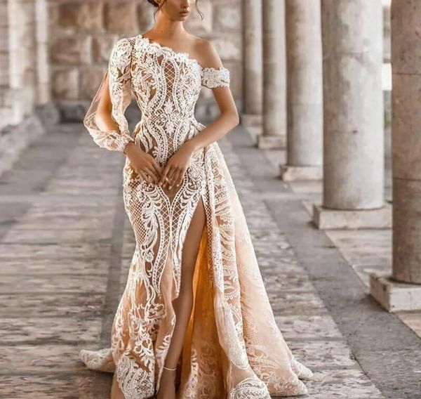 

graceful a-line wedding dresses champagne one shoulder thigh slits mermaid bridal gowns long sleeve lace appliques vestidos de novia, White