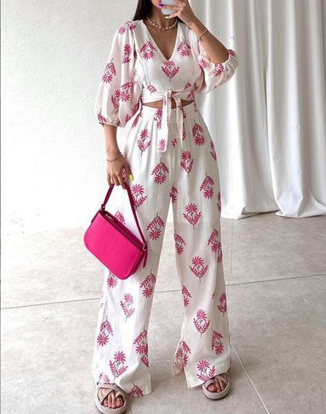 

women's set 2023 spring/summer new v-neck style printed bubble sleeve pants women's two piece pants, White