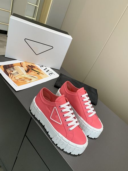 

2023 new luxury designer men womens sneaker casual shoes leather sneakers stripes white 0529, Black