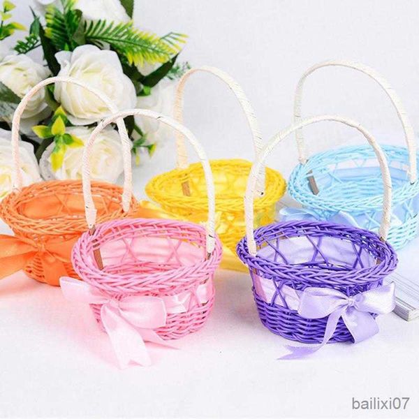 

basket simple round small flower basket imitation rattan woven hand-held flower basket hand-woven flower basket home desk decoration