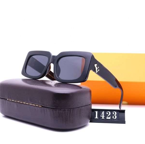 

fashionable plate men's and women's sunglasses box sunscreen sunglasses bounce glasses 6200 new, White;black