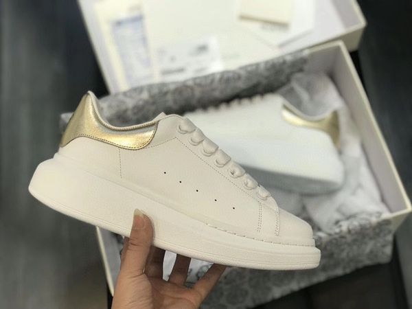 

2023 luxury designer calfskin casual shoes reflective sneakers vintage leather trainers fashion shoes 0529, Black