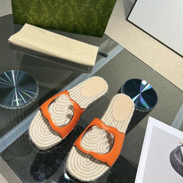 

2023 classic leather ladies sandals luxury designer fashion ladies slippers rubber sole beach flip flops pxtl, Black