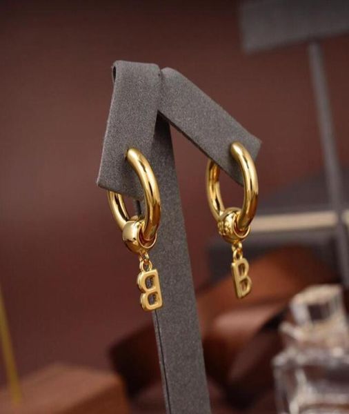 

new european and american earring back golden b letter earrings earrings new fashion exaggerated minority design high sense fashio4204279, White
