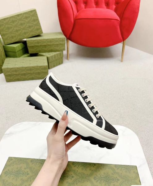 

tennis 1977 designers sneakers ladies casual shoes black luxury womens shoe green and red web stripe 2023 thick bottom suede trim chaussures