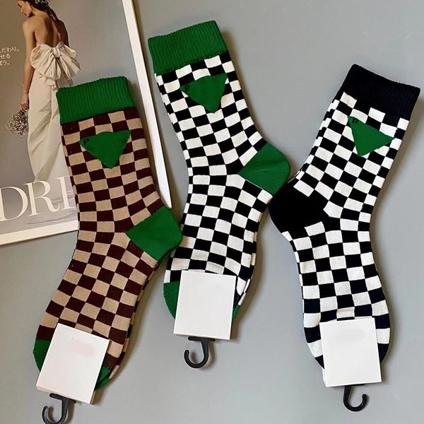 

designer socks p letter mens socks contrast color summer womens socks couple socks fresh color matching length available three pairs, Black