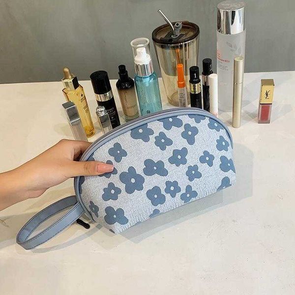 

korean style semicircle portable cosmetic bag toiletry storage flower phone coin purse, Red;black