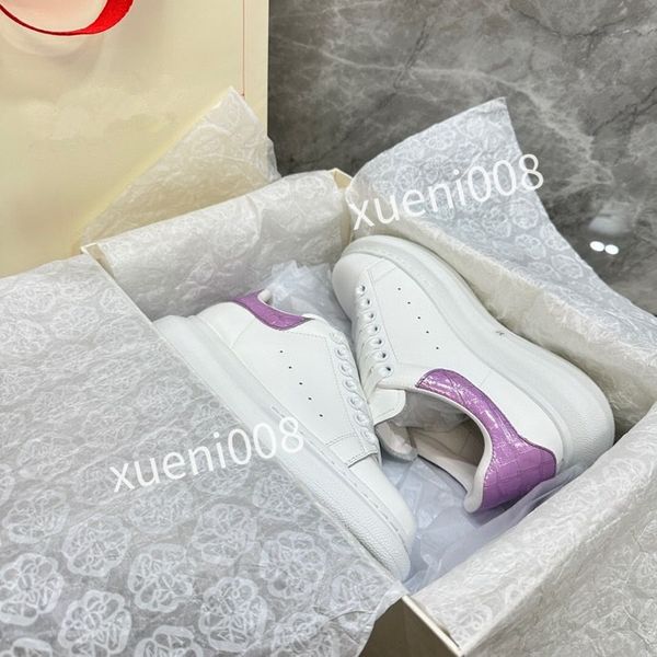 

2023fashion men quality casual shoes brand leather lace-up sneaker running trainers letters flat printed sneakers, Red;white