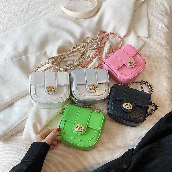 

womens bag classic style chain mini saddle fashion earphone messenger coin purse, Red;black