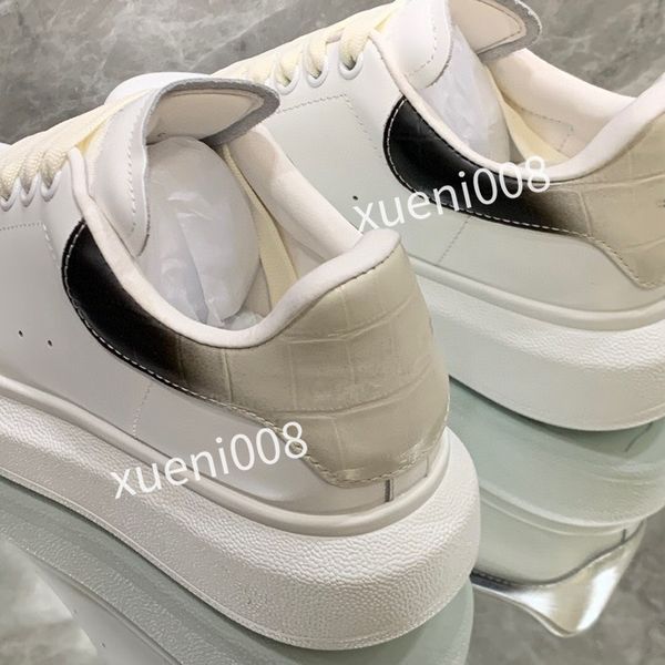 

2023new fashion women mens quality casual shoes designer leather lace-up sneaker running trainers letters flat printed sneakers, Red;white