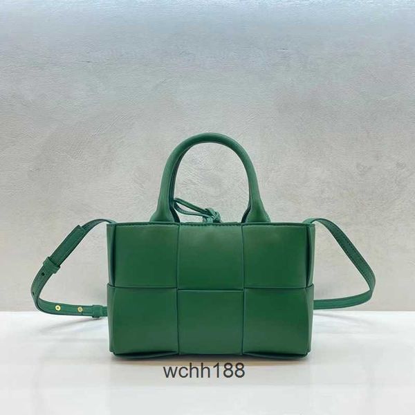 

mini woven bucket evening bags 2023 arco totes girl fashion designer shopping tote large capacity bag bottegas handheld women's one sho
