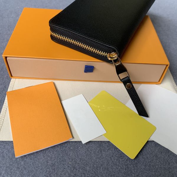 

single zipper wallet the most stylish way to carry around money cards and coins men leather purse card holder short business women wallet m6, Red;black