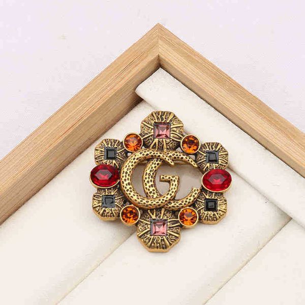 

designer jewelry bracelet necklace ring hollowed out color diamond zircon inlaid brooch anti light coat pin femalenew jewellery, Gray