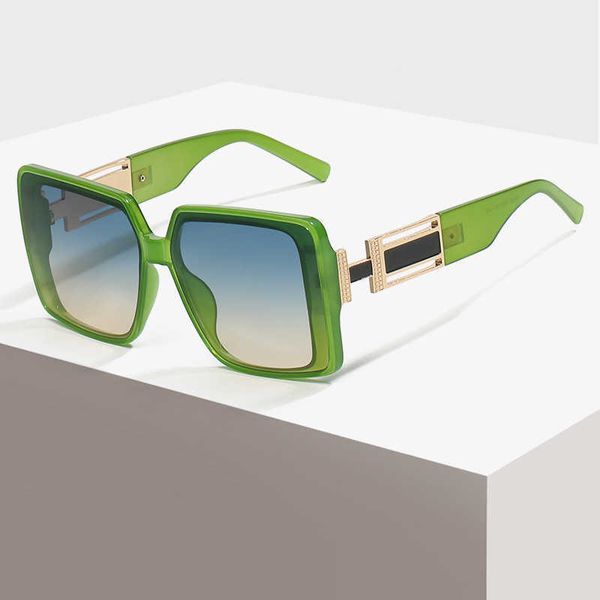 

2022 new yingling colorful rock style fashion street shooting mirror modern sunglasses, White;black