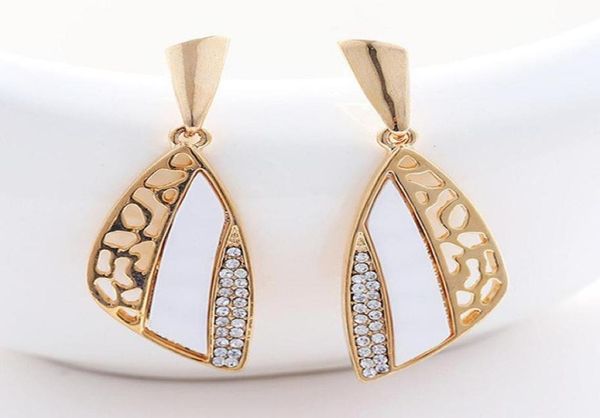 

korean fashional personality joker hollow stud earrings crystal drop women geometric triangular clip jewelry dangle chandelier8271714, Silver
