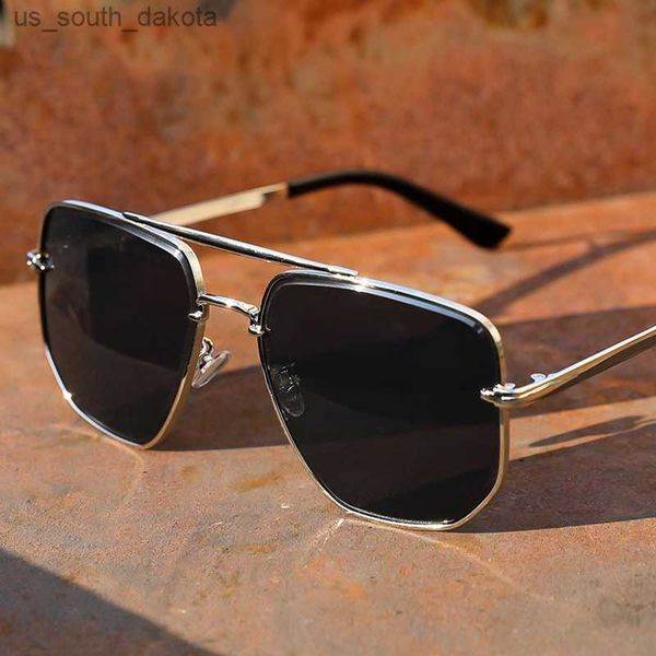

sunglasses 2022 fashion sunglasses men cool driving glasses goggle summer metal vintage pilot sun glasses punk oculos de sol l230523, White;black