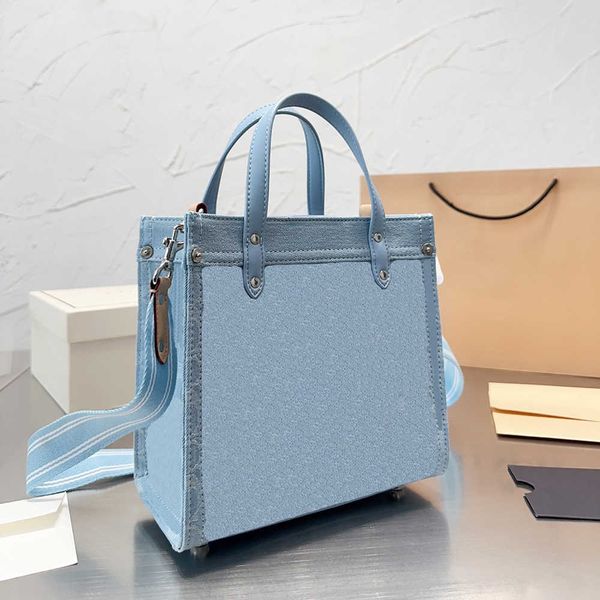 

classic c print designer tote bag leather totes women large capacity luxuyrs handbag fashion mommy bag short distance travel bag simple shou