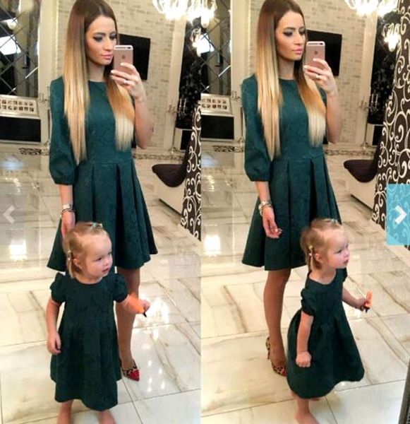 

mother daughter dresses fashion family matching outfits slim mother and daughter clothes green half sleeve christmas dress4470222, Blue