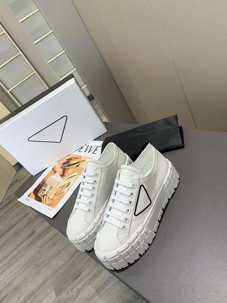 

2023 luxury luxe sequins boots loafers fashion sneakers lace-up men's platform soled daily luxury 0529, Black
