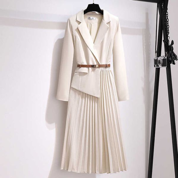 

2022 large women's dress fat sister french style age reducing leisure slim suit dress suspender short skirt belt a, Black;gray