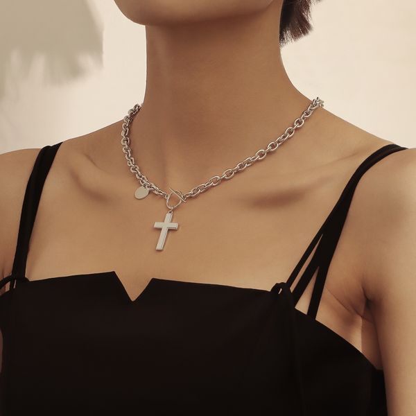

necklace punk exaggerated thick chain cross white fritillary pendant necklace woman, high-grade sense of clavicle chain personality necklace, Silver