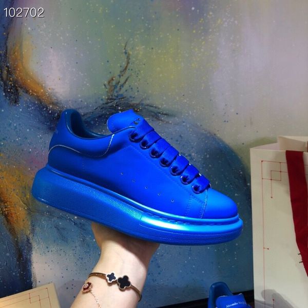 

2023 new designer woman shoe leather lace up men fashion platform sneakers white black mens womens 0529