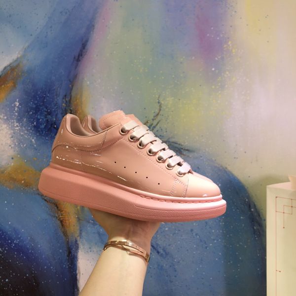 

2023 designer sneakers calfskin casual shoes reflective shoes vintage leather trainers all-match stylist sneaker leisure shoe platform lace-, Black