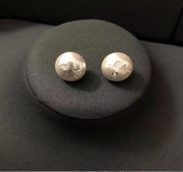 

with side stones new freshwater pearl round simple high grade versatile earrings brass 925 silver needle7415680