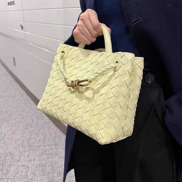 

2023 designer bag bottegas evening bags andiamo totes girl fashion woven versatile lingge cowhide tote casual one shoulder handheld women&#0