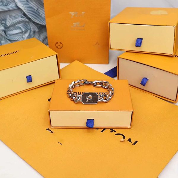 

fashion designer 18k gold plated curb chain pendant necklaces luxury brand double letter geometric black peach heart sweater chains mens wom, Silver