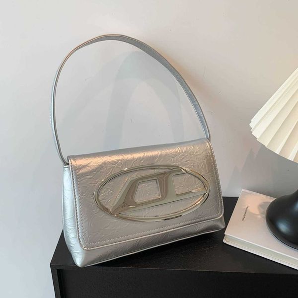 

suitcase and bag dinner high grade texture niche for women with handbags spicy girl style large capacity dingdang silver handheld antique si