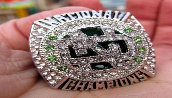 

2016 north dakota fighting hawks ice hockey championship ring silver color souvenir men fan gift 2019 whole drop 5737249, Golden;silver