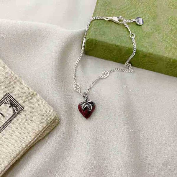 

20% off 2023 new designer jewelry necklace ring high version drop glue strawberry women's doubles chain bracelet boutique earrings tren, Silver