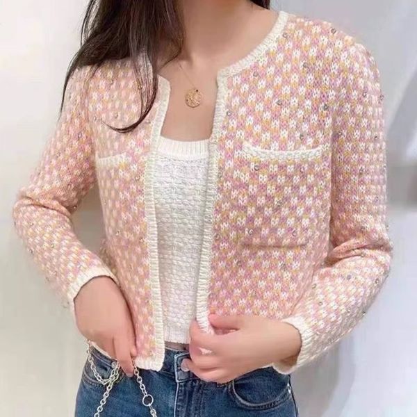 

2023 new women's ma-je rhinestone patch pocket mixed color french lady style knitted cardigan, White;black
