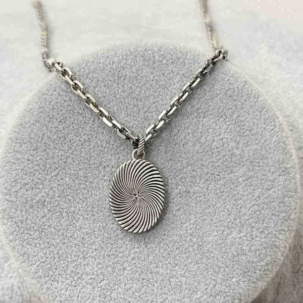 

20% off 2023 new designer jewelry bracelet necklace ring oval pattern for men women simple twisted stripe used pendant clavicle couple chain, Silver