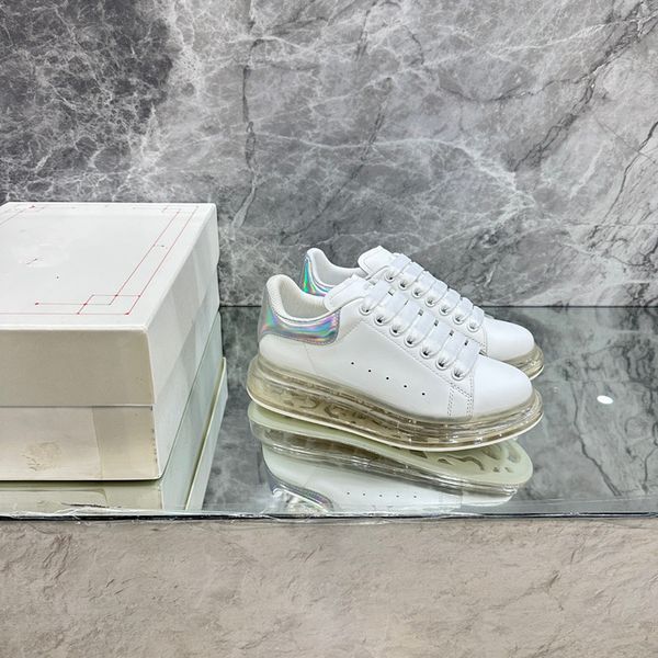 

2023 new womens men designer sneaker casual shoes leather sneakers embroidered white 0529, Black