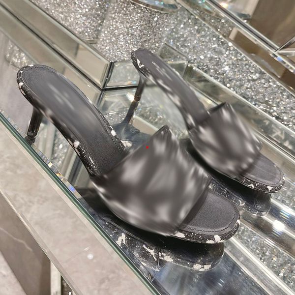 

2023 fashion women slippers sandles classic flat home slipper shower room munich print sandals shoes woman flip flops luxury pantoufles sand, Black