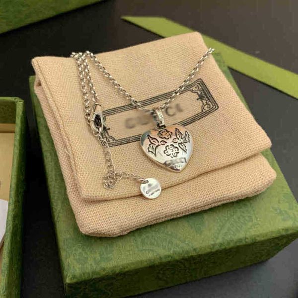

2023 new designer jewelry bracelet necklace ring chaopai sweater little sister versatile clothes love birds flowers, Silver