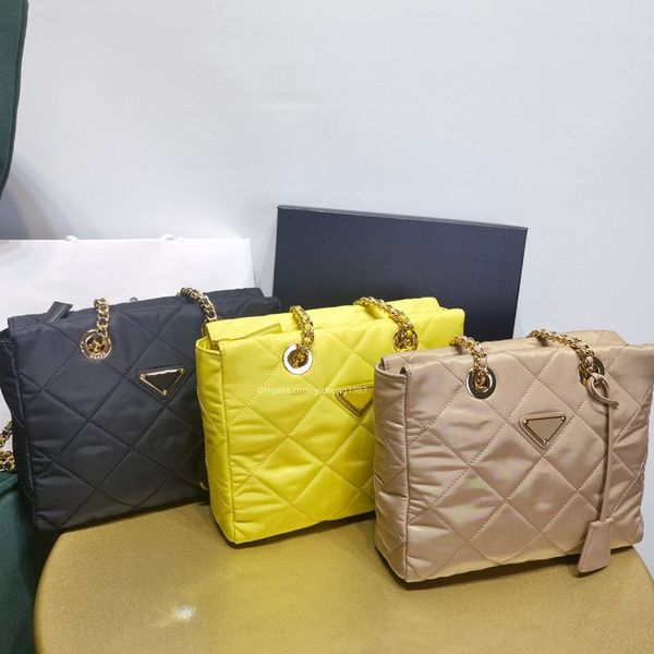 

10a quality designer women re-nylon handbags totes 25cm cross body shopping bag 6 colors nylon canvas tote chain shoulder messenger purses i, Black;red