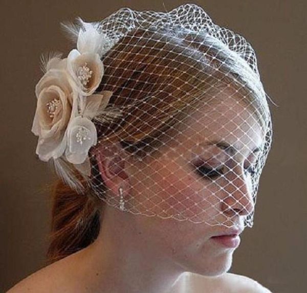 

beautiful bride veil 2020 selling blusher birdcage tulle ivory champagne flowers feather wedding veil hat dress6662924, Black