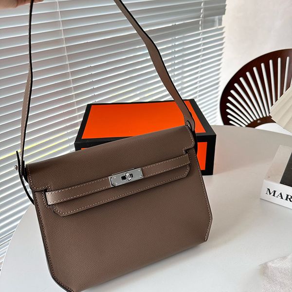 

luxury shoulder bgs women crossbody armpit bags handbags designer bags men clutch bags fashion hand bag flap purse genuine leather letter si