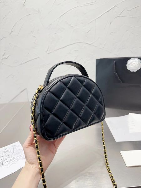 

ribbed single shoulder diagonal cross bag with a textured foreign style small bag