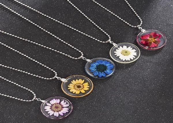 

women fashion real natural dried flower necklace simple round resin pendant necklace for women gift jewelry whole8973578, Silver