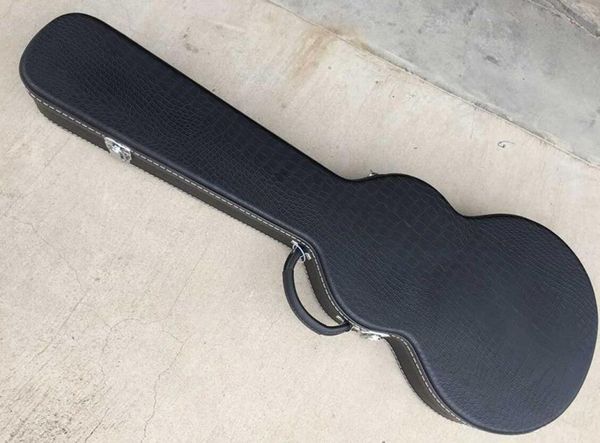 

electric guitar hardcaseshape as the guitarthe color can be customized6069461